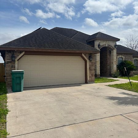 Home Located In Pharr Exterior photo